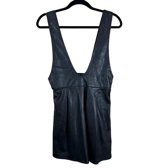 gucci black mini dress Gucci Black Ruffle Lace Mini Dress main image 1